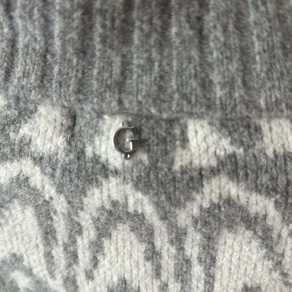 Guess Fair Isle Sweater - size Small - Grey - Picture 5 of 5